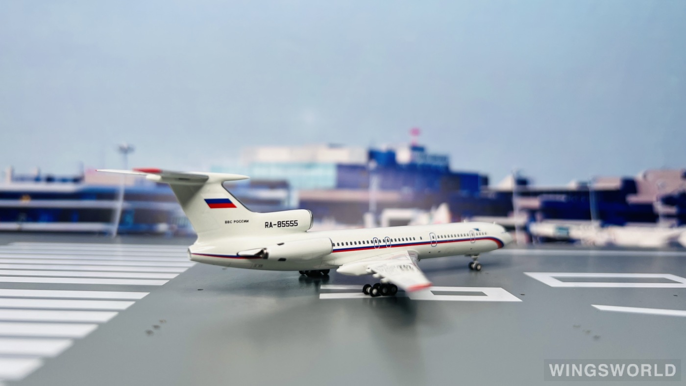 NGmodels 1:400 NG54008 Russia State Transport Company Tupolev Tu-154 RA-85555