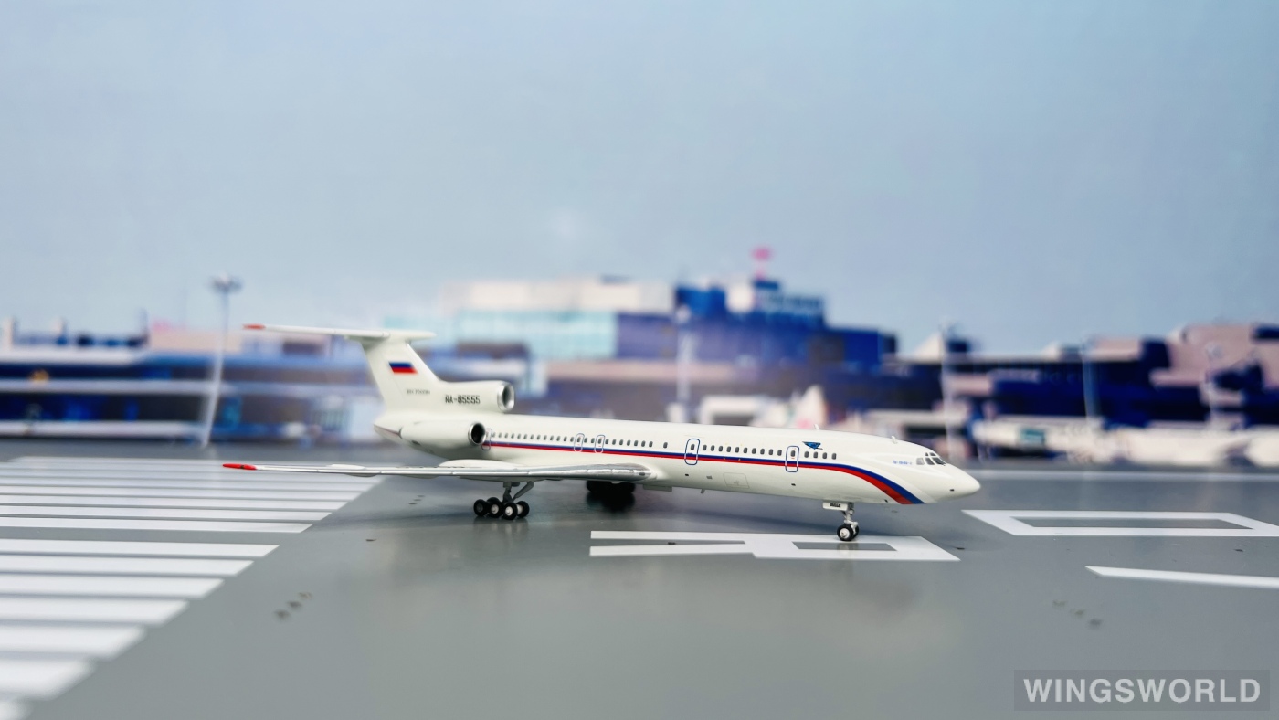 NGmodels 1:400 NG54008 Russia State Transport Company Tupolev Tu-154 RA-85555