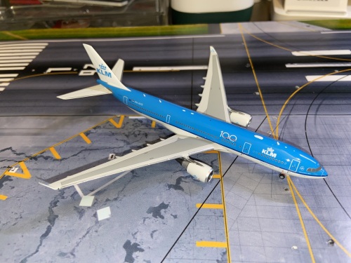 1/400【PHOENIX】KLMオランダ航空 A330-200 旧塗装機 1/400【PHOENIX】KLMオランダ航空 A330-200 旧塗装機 1/400