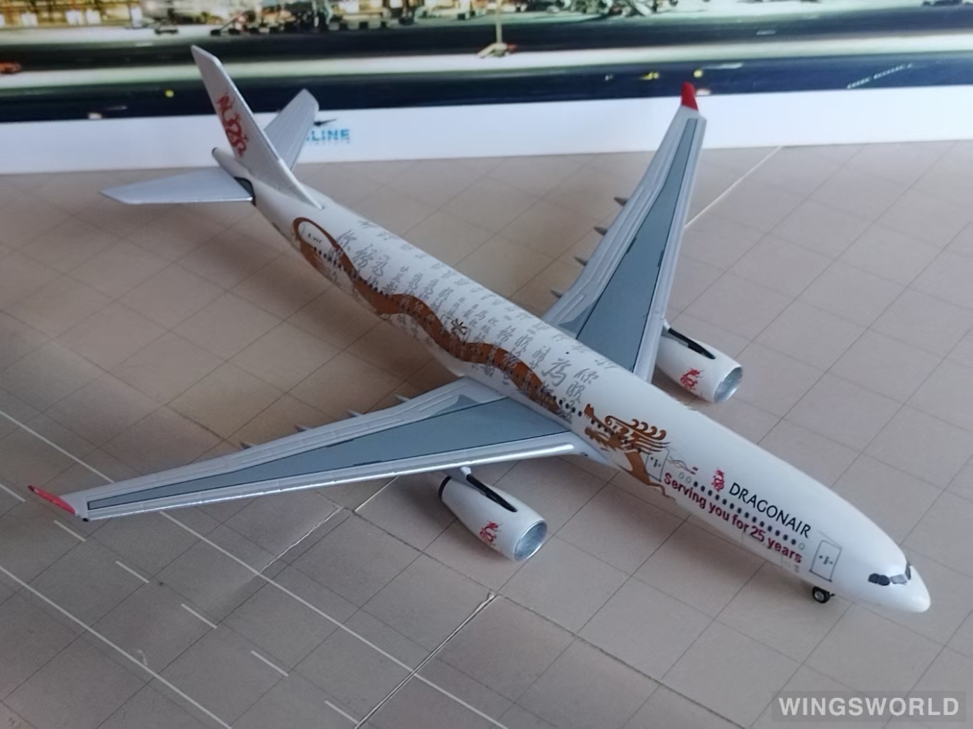 AeroClassics 1:400 ACBHYF Cathay Dragon 国泰港龙航空 Airbus A330-300 B-HYF