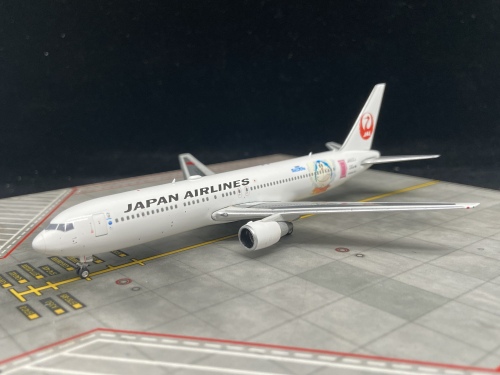 PH04129 Japan Airlines 日本航空Boeing 767-300ER JA622J