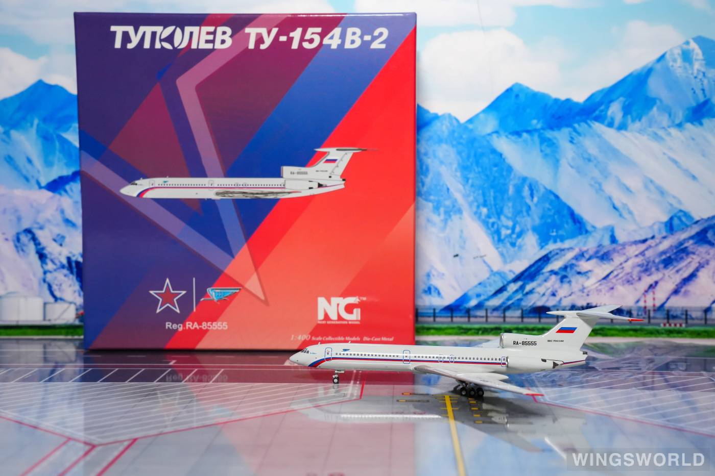 NGmodels 1:400 NG54008 Russia State Transport Company Tupolev Tu-154 RA-85555