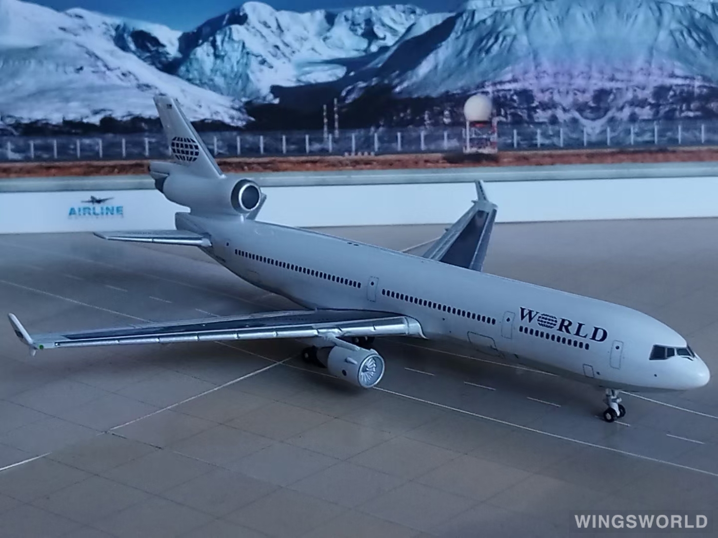 Geminijets 1:400 GJWOA152 World Airways McDonnell Douglas MD-11 N277WA
