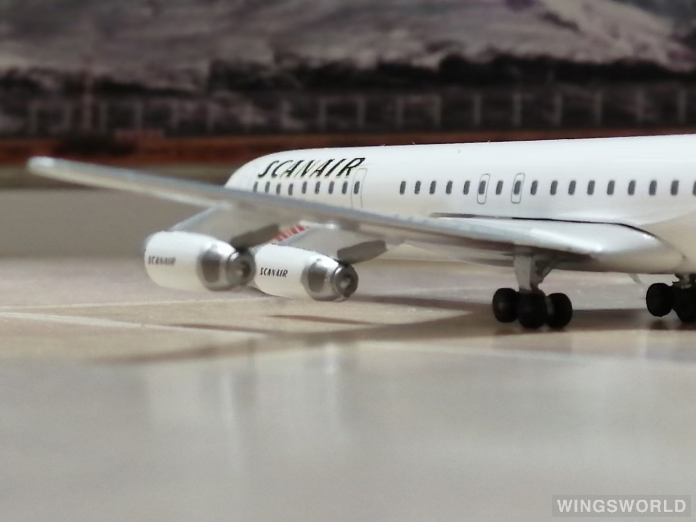 AeroClassics 1:400 AC419757 SAS 北欧航空 Douglas DC-8 SE-DBK