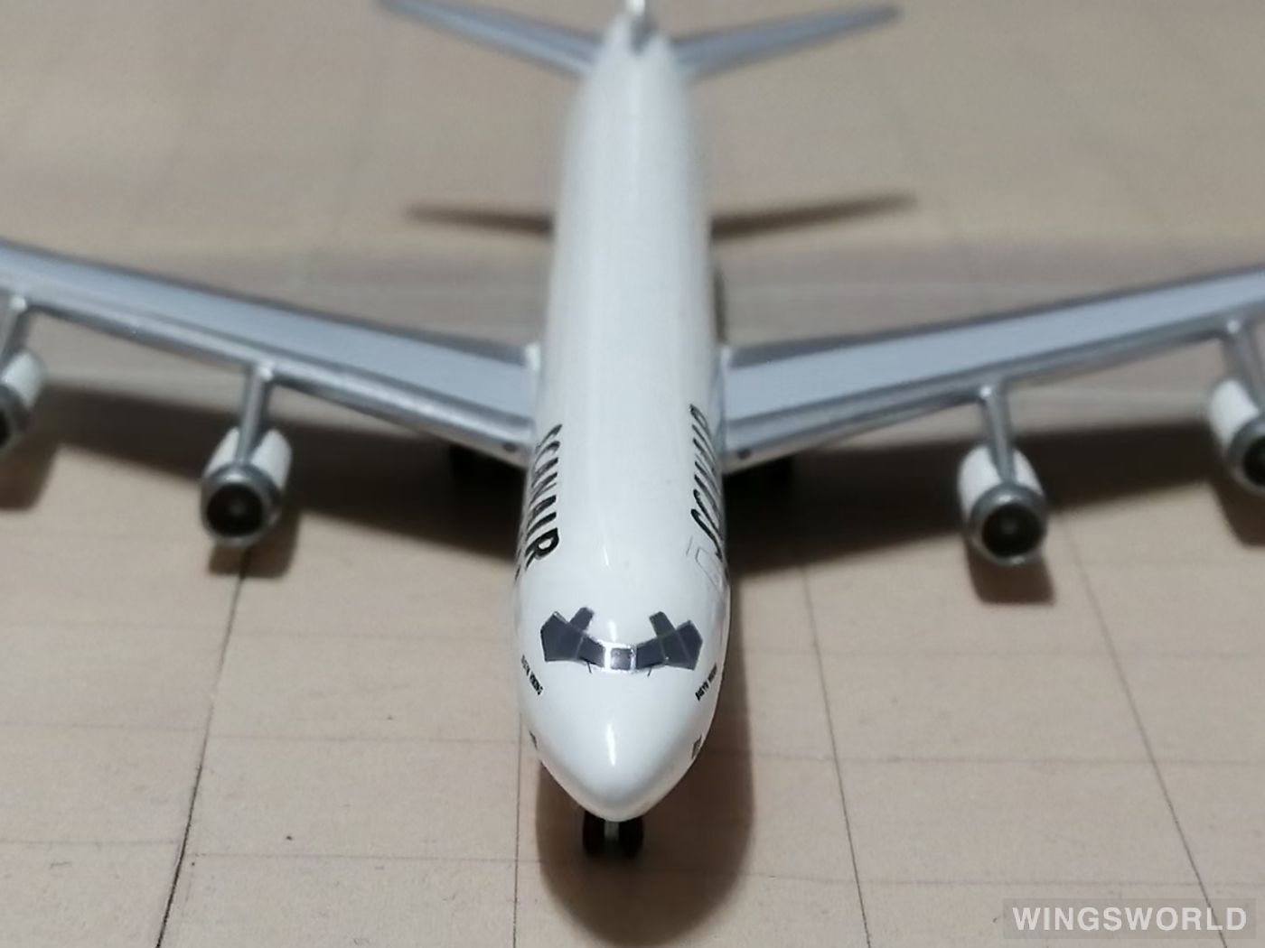 AeroClassics 1:400 AC419757 SAS 北欧航空 Douglas DC-8 SE-DBK