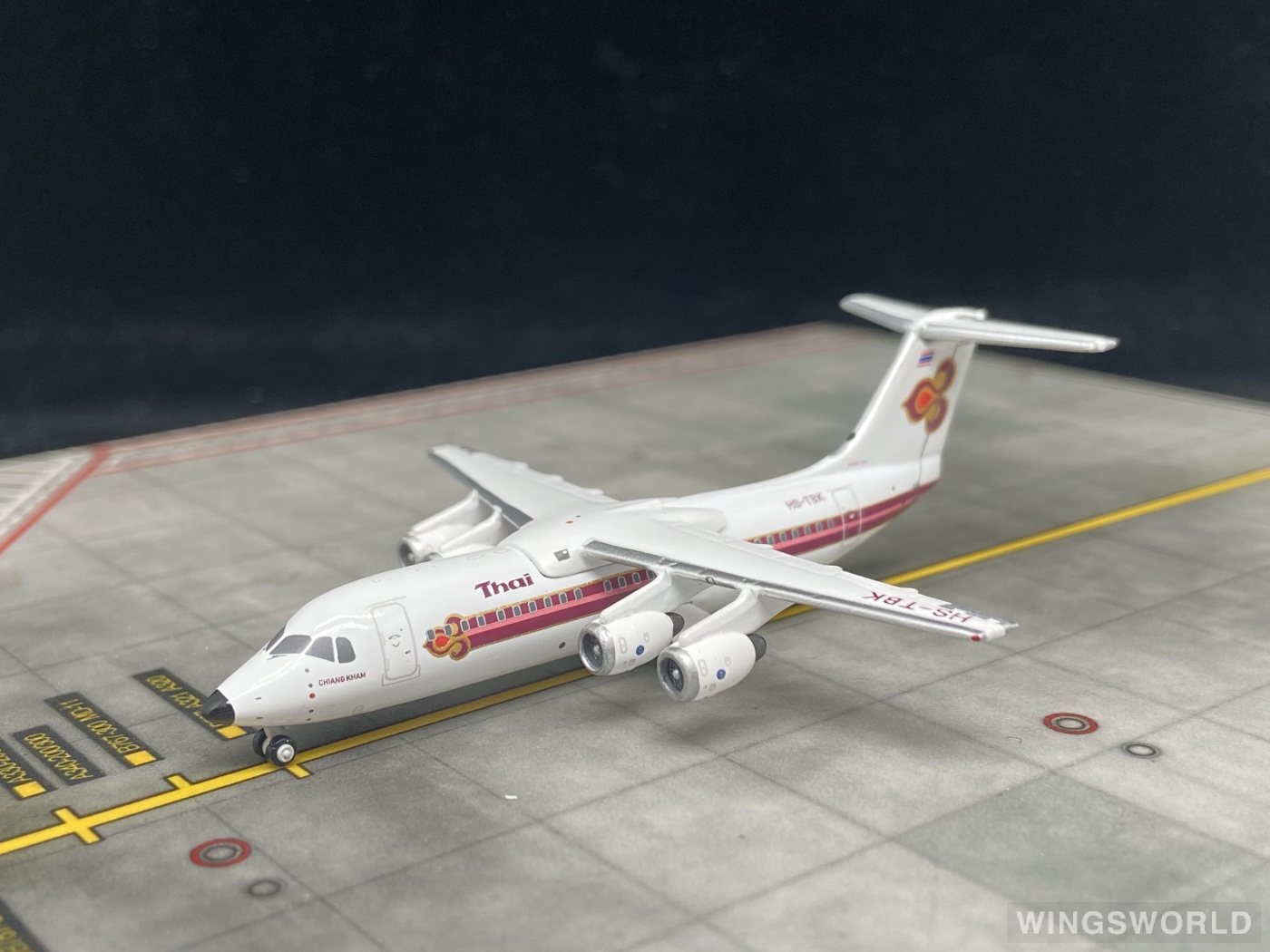 JC Wings 1:400 LH4241 Thai Airways 泰国国际航空 BAe 146 HS-TBK