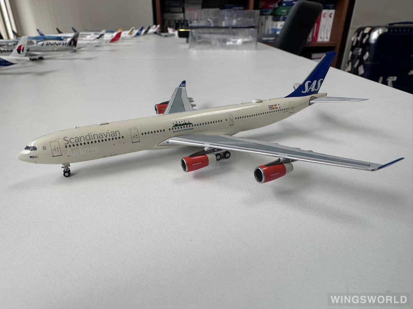 Pandamodel 1:400 202009 SAS 北欧航空 Airbus A340-300 LN-RKG