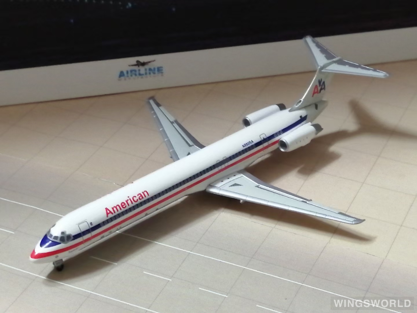 Dragon Models 1:400 55289 American Airlines 美国航空 McDonnell Douglas MD-83 N880RA