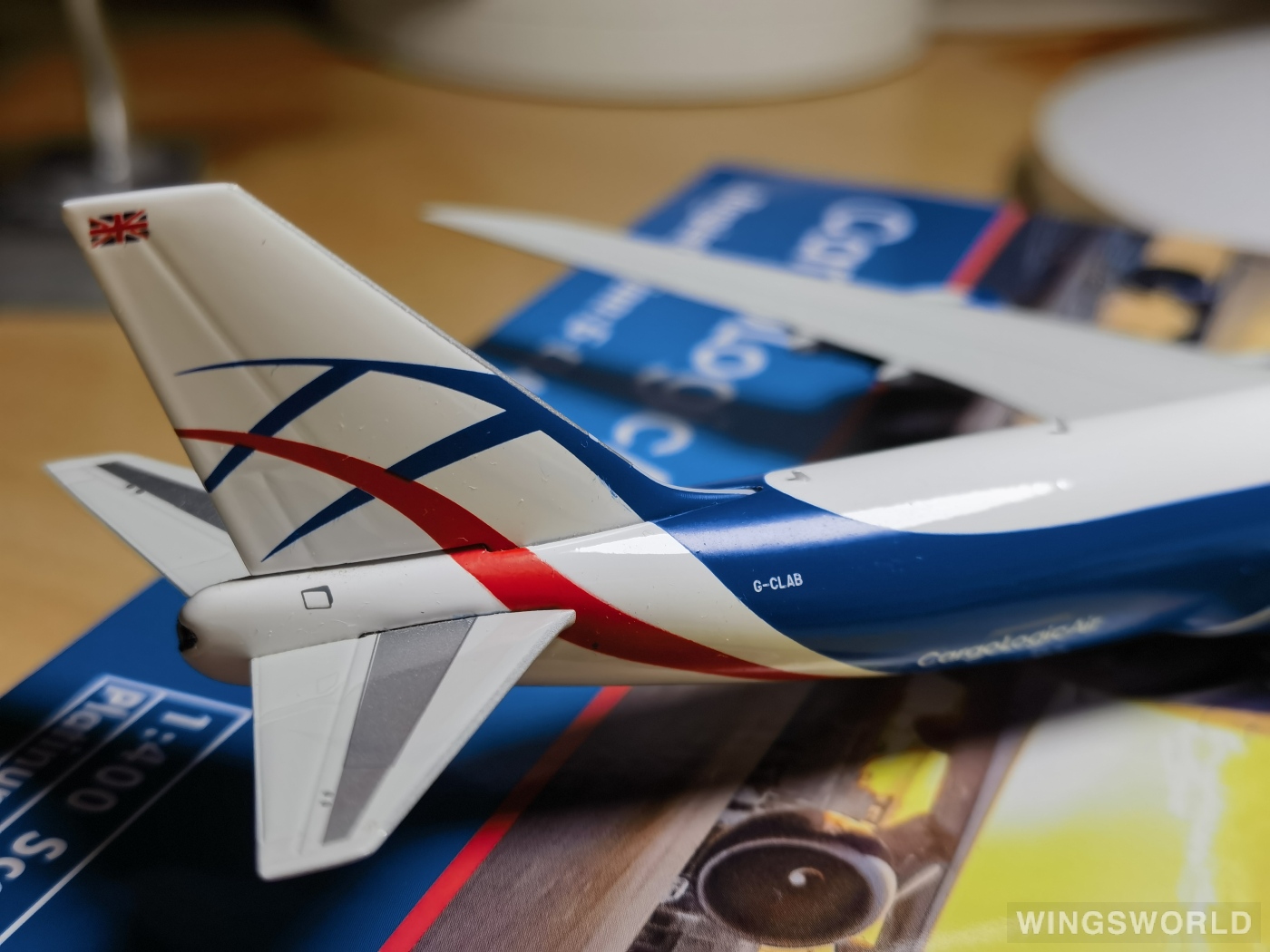 Phoenix 1:400 PH11743 CargoLogicAir  Boeing 747-8F G-CLAB