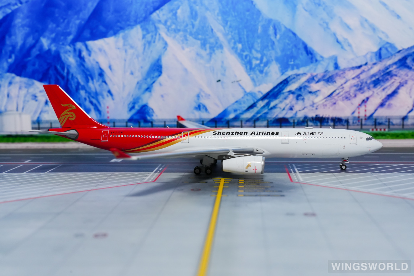 NGmodels 1:400 NG62051 Shenzhen Airlines 深圳航空 Airbus A330-300 B-303N