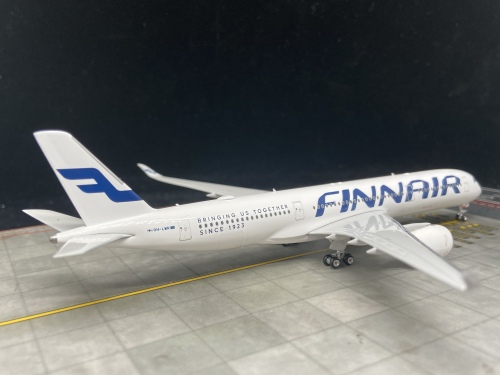 航空機・ヘリコプター Phoenix 1/400 FINNAIR A350 1:400 Phoenix FINNAIR AIRBUS A350-900 Passenger Airplane