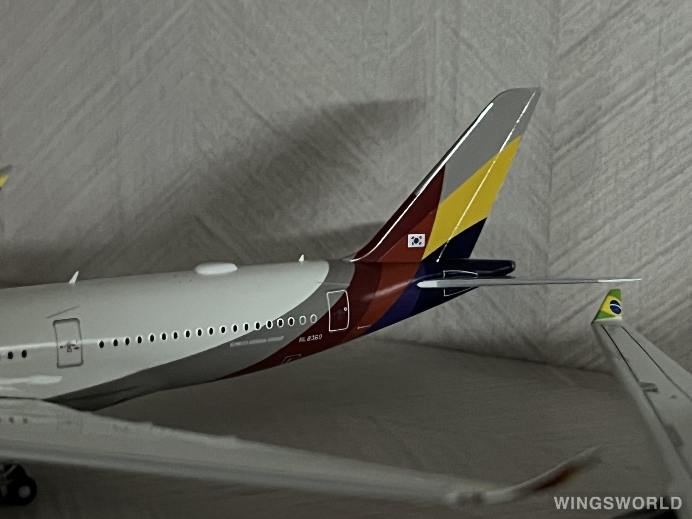 Aviation400 1:400 AV4090 Asiana 韩亚航空 Airbus A350-900 HL8360