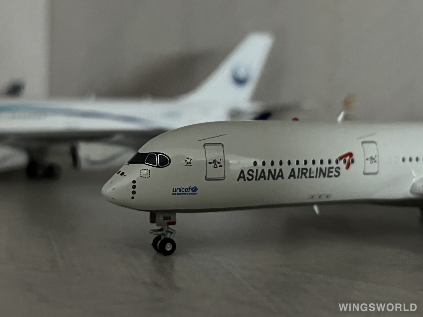 Aviation400 1:400 AV4090 Asiana 韩亚航空 Airbus A350-900 HL8360