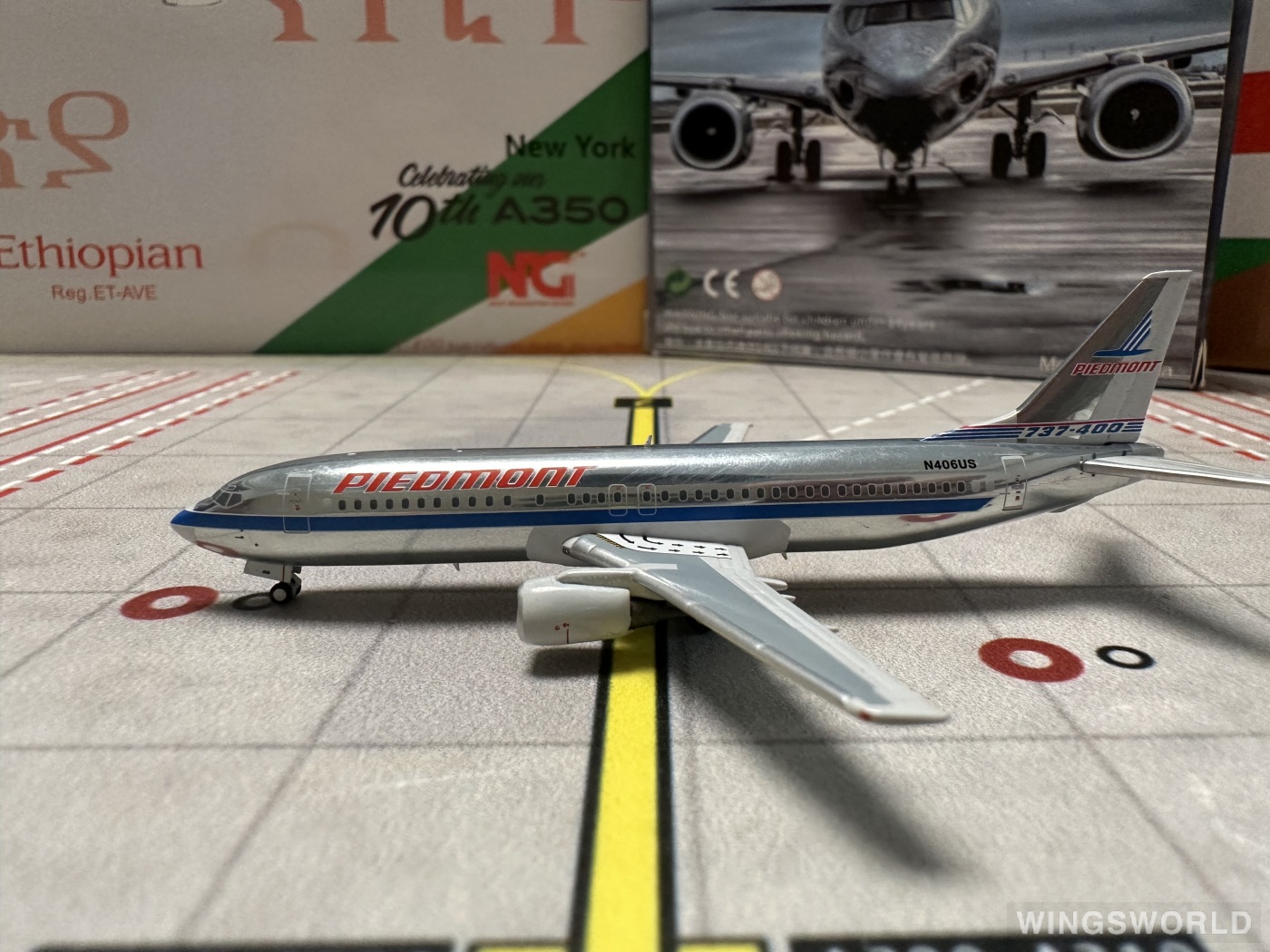 Pandamodel 1:400 202107 Piedmont Airlines Boeing 737-400 N406US