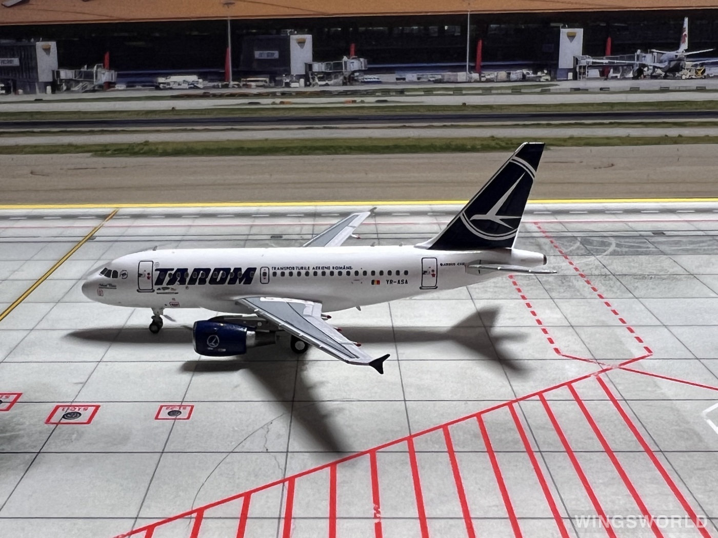 NGmodels 1:400 NG48003 Tarom 罗马尼亚航空 Airbus A318 YR-ASA