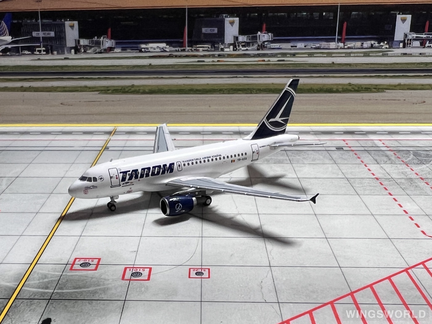 NGmodels 1:400 NG48003 Tarom 罗马尼亚航空 Airbus A318 YR-ASA