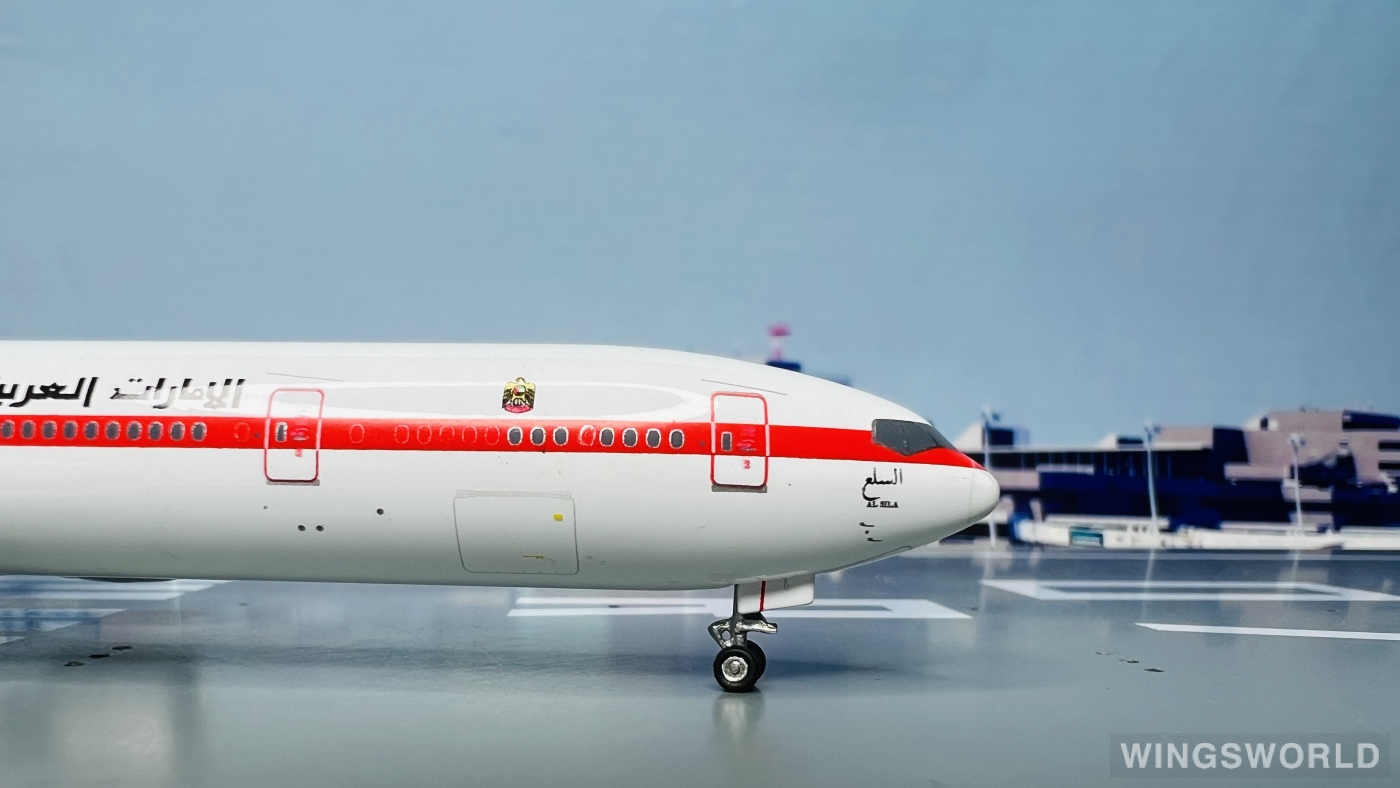 Phoenix 1:400 PH10464 Presidential Flight Boeing 777-300ER A6-SIL