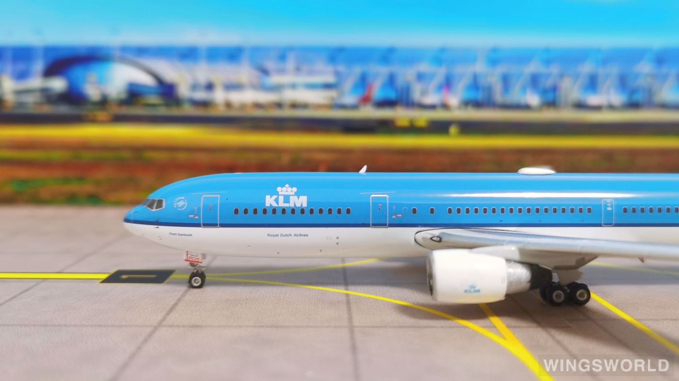 Phoenix 1:400 PH11780 KLM 荷兰皇家航空 Boeing 767-300ER PH-BZM