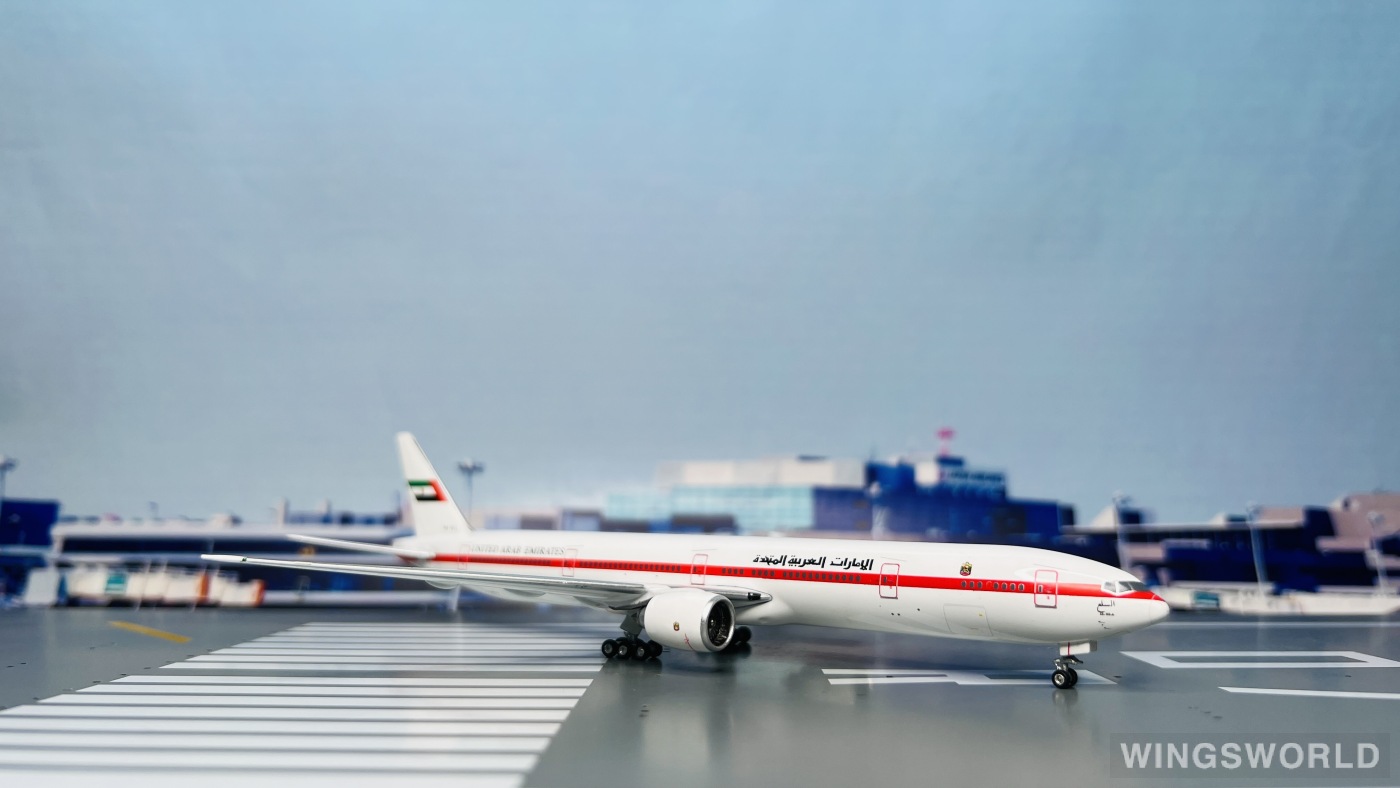 Phoenix 1:400 PH10464 Presidential Flight Boeing 777-300ER A6-SIL