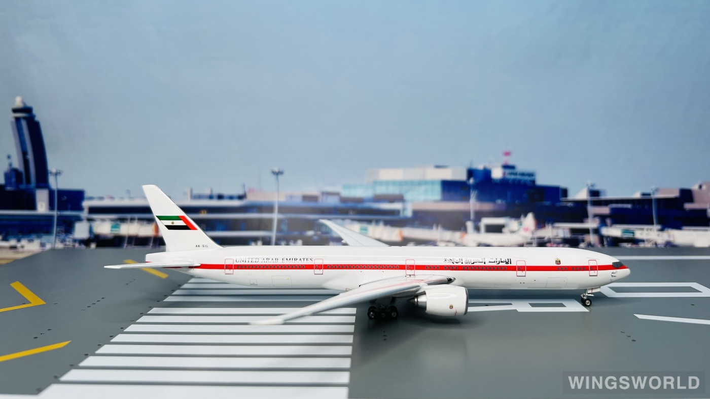 Phoenix 1:400 PH10464 Presidential Flight Boeing 777-300ER A6-SIL