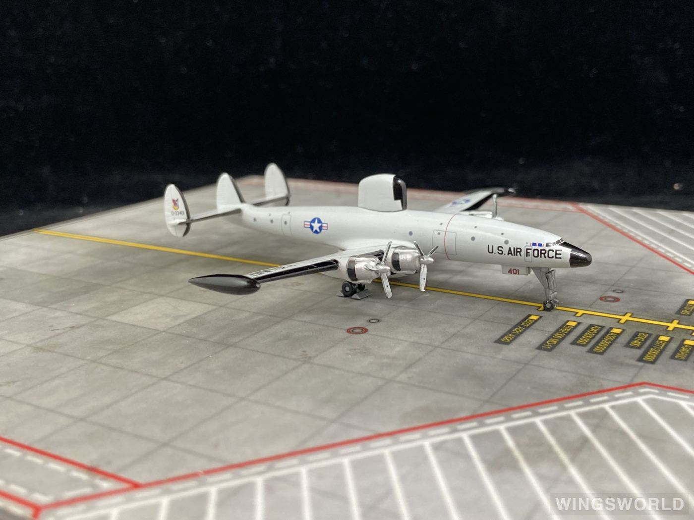 Dragon Models 1:400 55740 USAF 美国空军 Lockheed L-1049 Super Constellation 33401