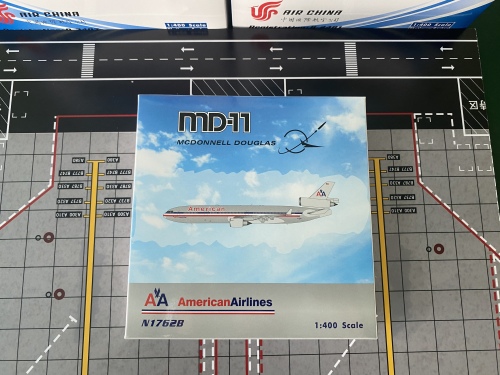 Phoenix 1:400 McDonnell Douglas MD-11 American Airlines 美国