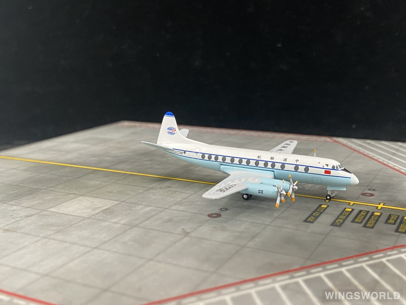 AeroClassics 1:400 AC450258 China United Airlines 中国联合航空 Vickers Viscount 50258