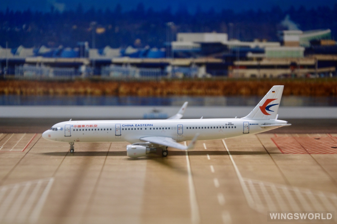 HYJLwings 1:400 HYJL81023 China Eastern 中国东方航空 Airbus A321 D-AYAH