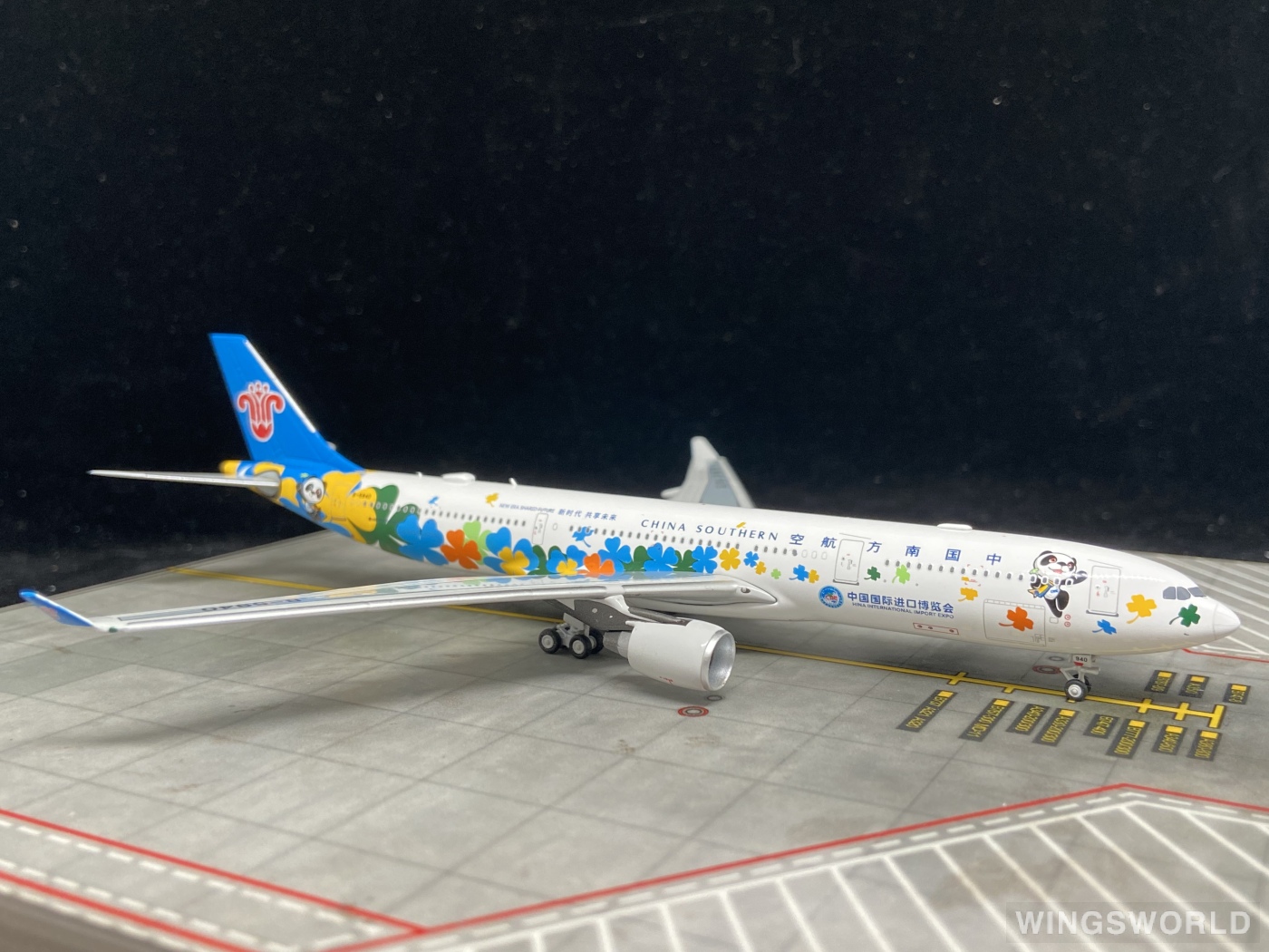 NGmodels 1:400 NG62017 China Southern 中国南方航空 Airbus A330-300 B-5940