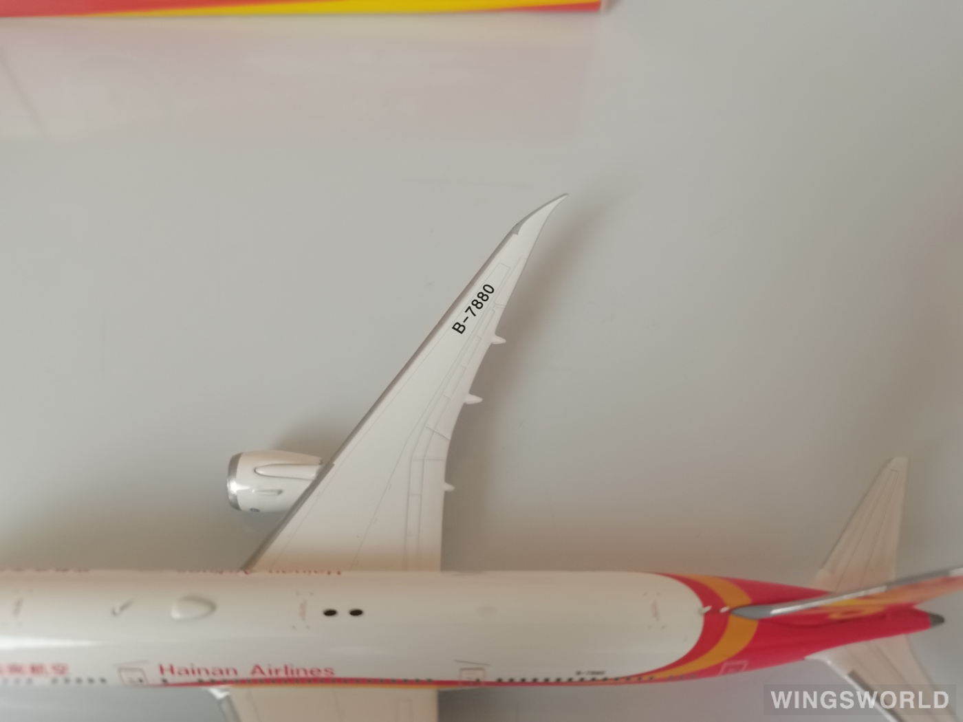 Phoenix 1:400 PH11269 Hainan Airlines 海南航空 Boeing 787-9 B-7880