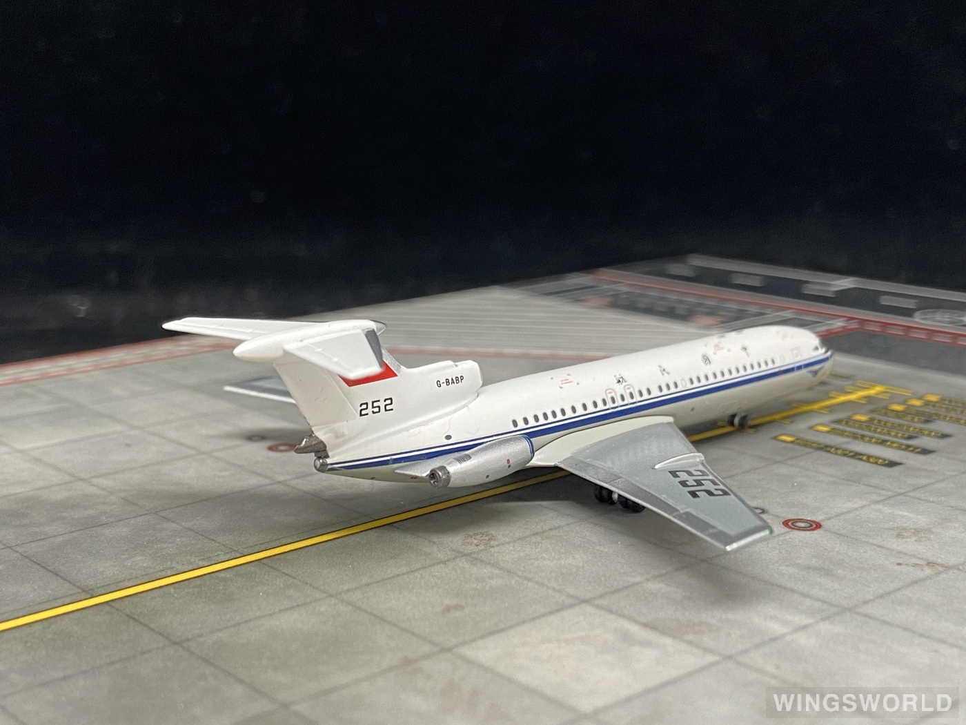 AeroClassics 1:400 ACGBABP CAAC 中国民航 Hawker Siddeley Trident G-BABP