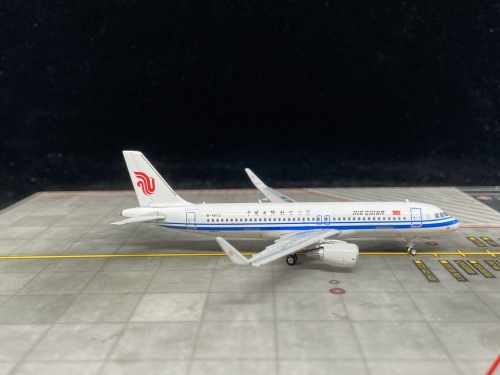 NGmodels 1:200 Dassault Falcon 7X Air China 中国国际航空