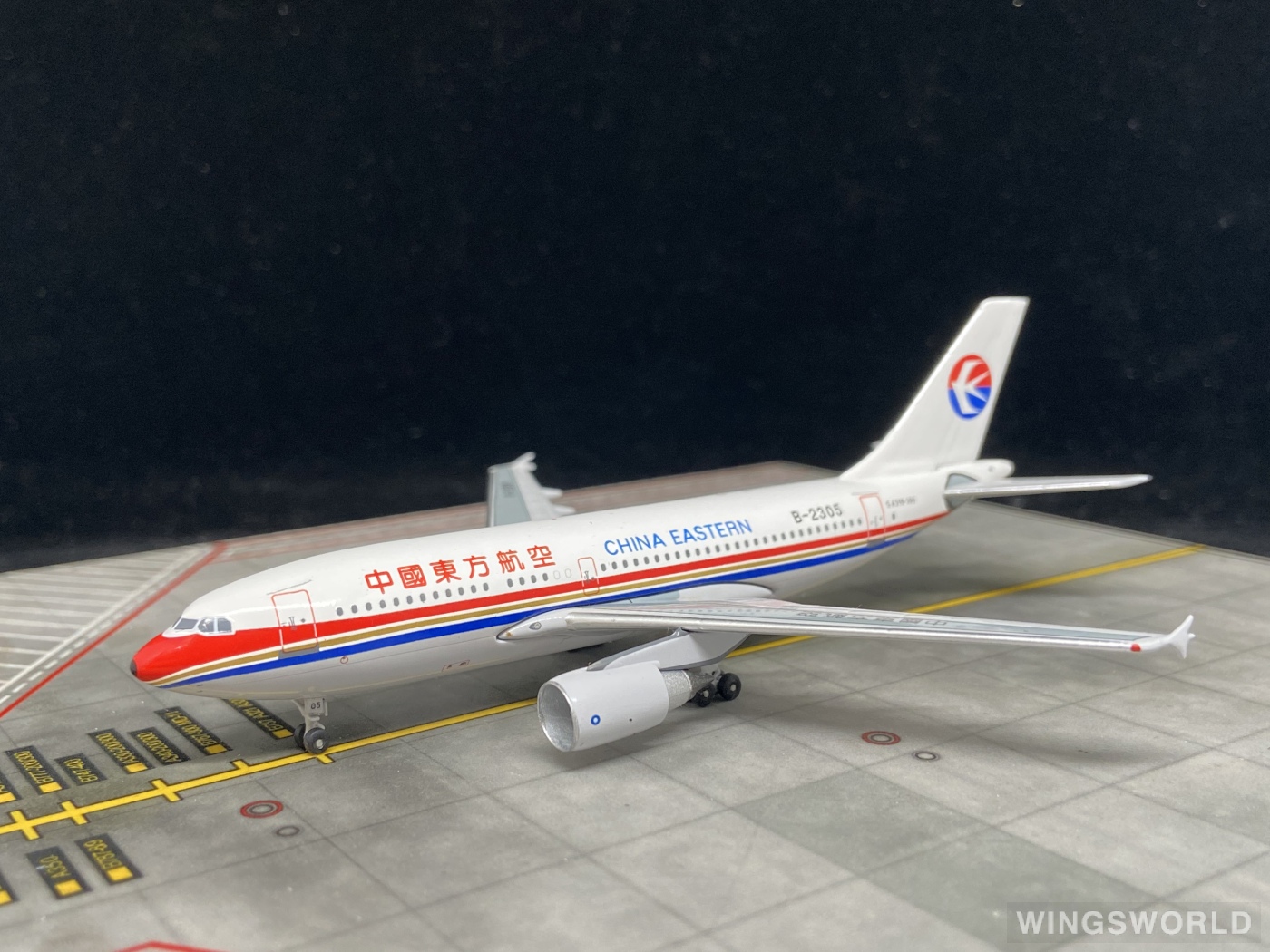 AeroClassics 1:400 AC4B2305 China Eastern 中国东方航空 Airbus A310-300 B-2305