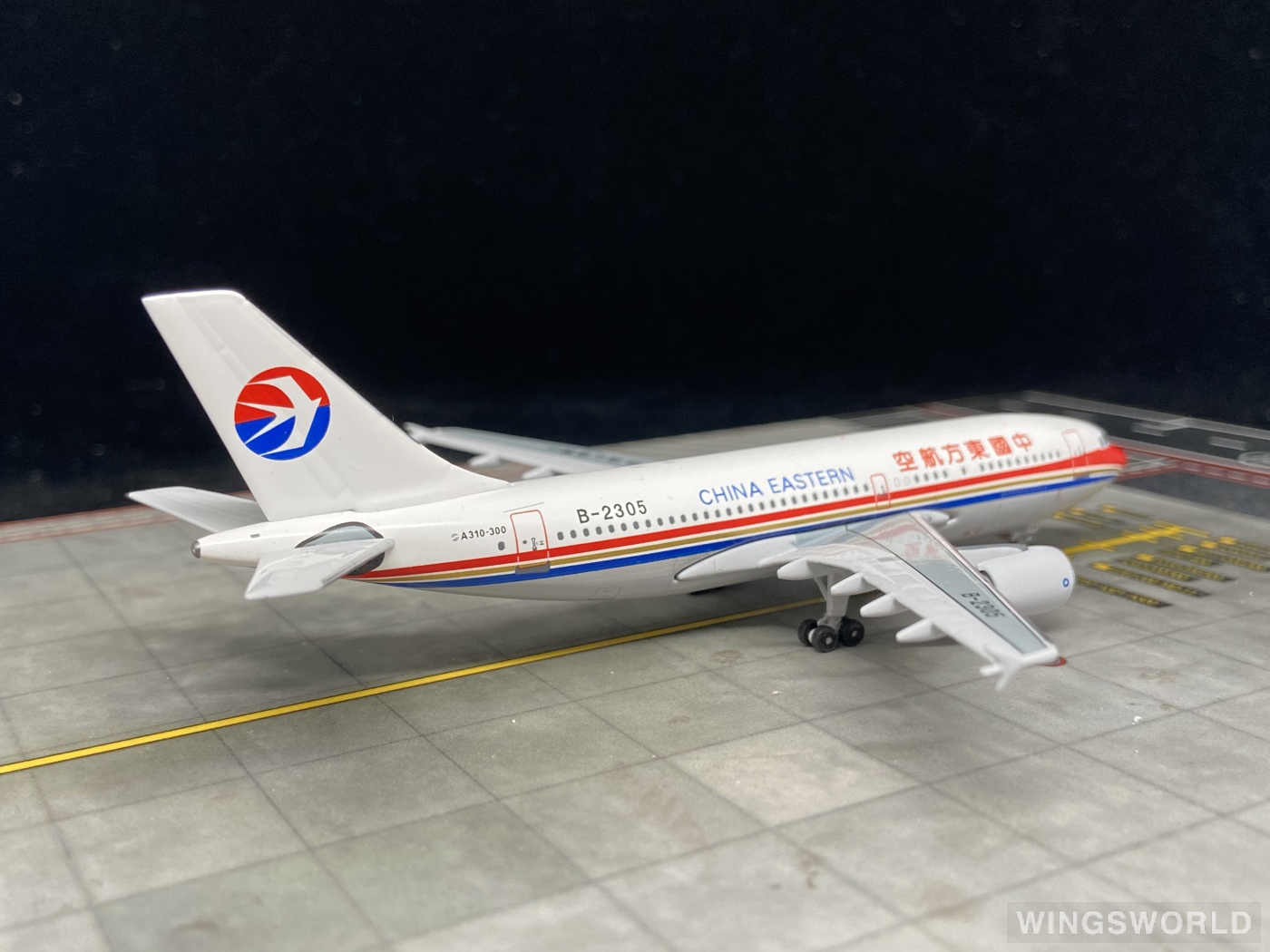 AeroClassics 1:400 AC4B2305 China Eastern 中国东方航空 Airbus A310-300 B-2305