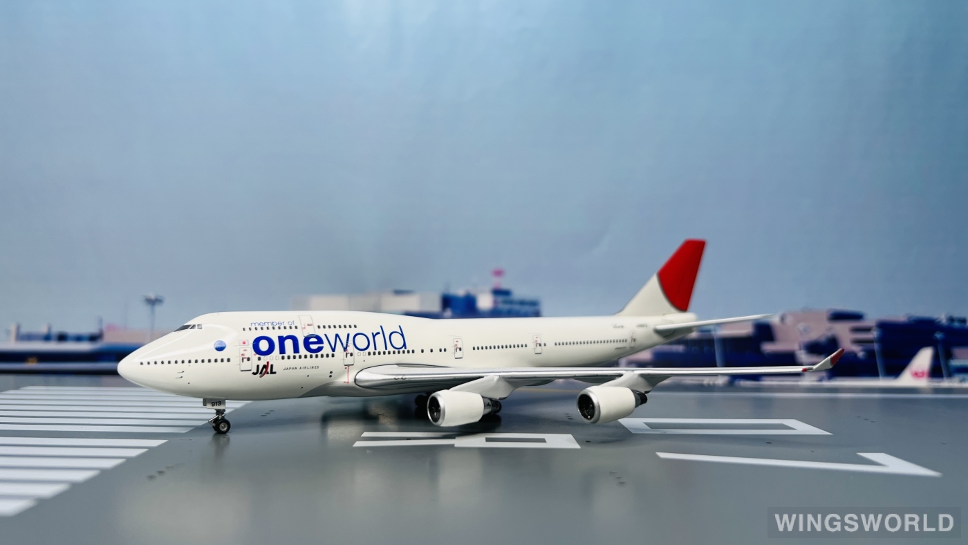 Phoenix 1:400 PH10327 Japan Airlines 日本航空 Boeing 747-400 JA8913