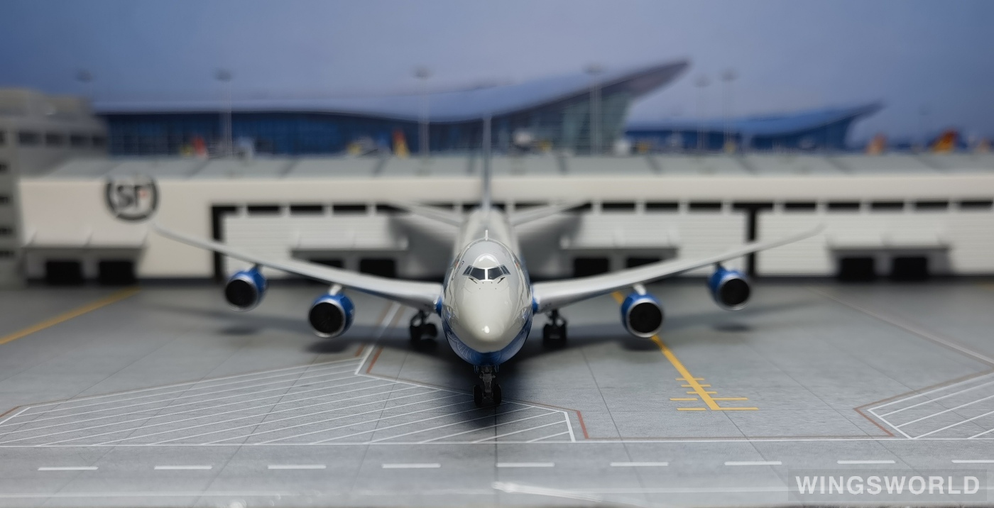 Geminijets 1:400 GJAZQ1553 Silk Way Airlines 丝绸之路航空 Boeing 747-8F VQ-BVB