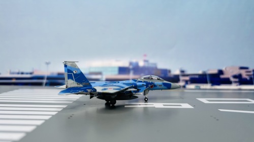 1:200 GULLIVER200　F-2A 6SQ 模型 Gulliver200 1/200 (ダイキャスト製) F-2A 第3航空団 (三沢基地