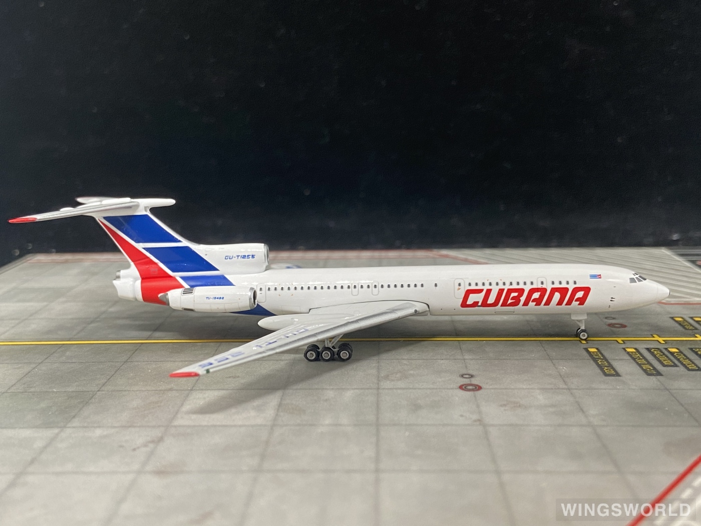 Phoenix 1:400 PH11804 Cubana 古巴航空 Tupolev Tu-154 CU-T1256