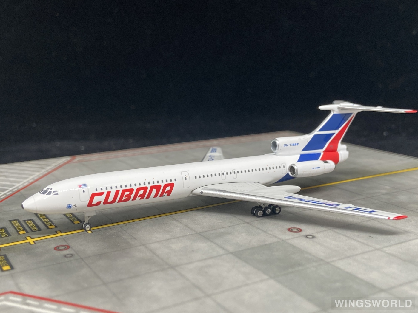 Phoenix 1:400 PH11804 Cubana 古巴航空 Tupolev Tu-154 CU-T1256