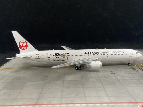 Phoenix 1:400 Boeing 777-200 Japan Airlines 日本航空PH11075 JA711J
