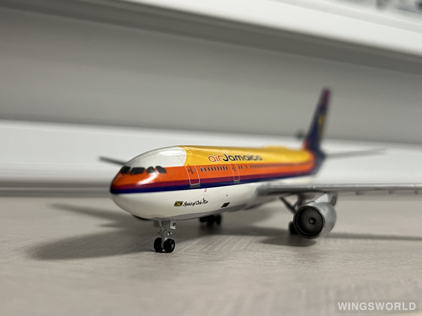 AeroClassics 1:400 AC6YJMR Air Jamaica 牙买加航空 Airbus A300B4/B2 6Y-JMR