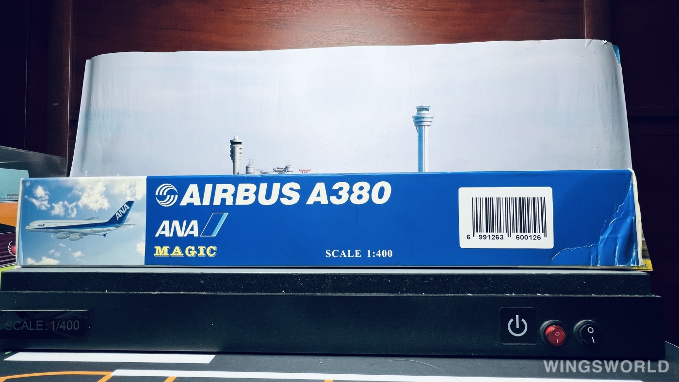 Magic 1:400 600126-1 ANA 全日空 Airbus A380-800 JAXXXX