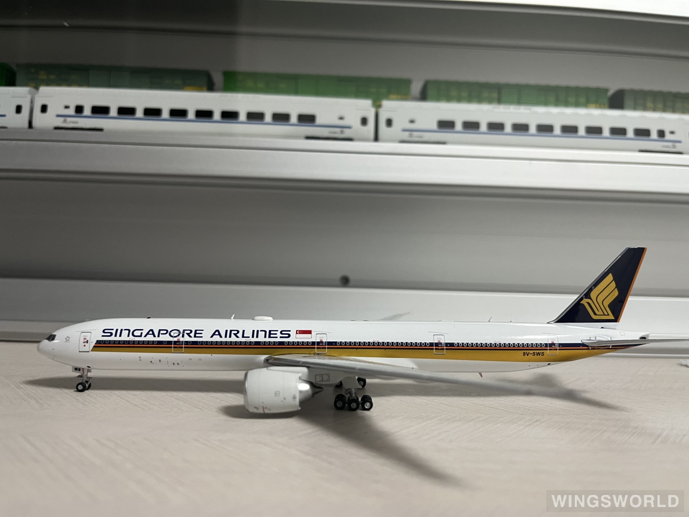 Aviation400 1:400 AV4113 Singapore Airlines 新加坡航空 Boeing 777-300ER 9V-SWS