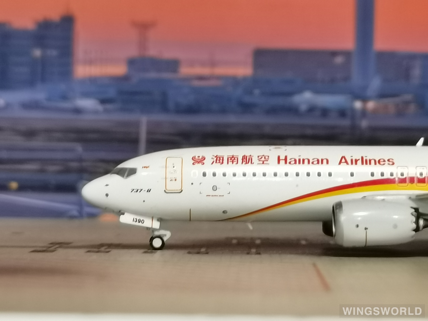 Pandamodel 1:400 PM-B-1390 Hainan Airlines 海南航空 Boeing 737 MAX 8 B-1390