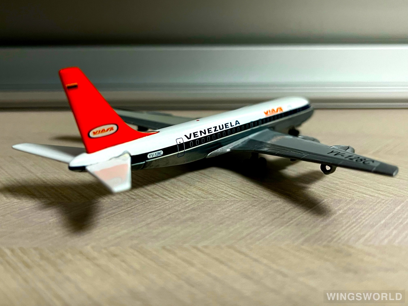 Geminijets 1:400 GJVIA251 Viasa 委内瑞拉国际航空 Douglas DC-8 YV-128C