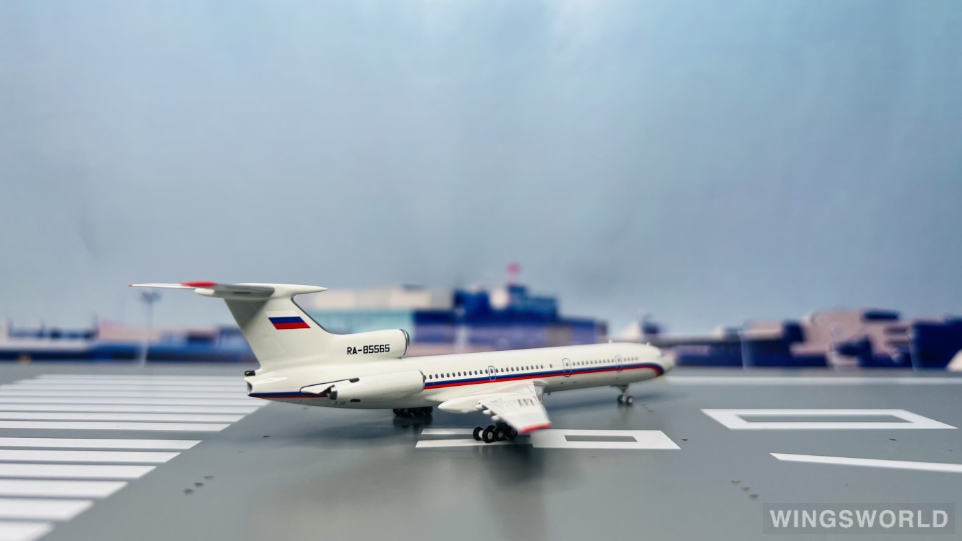 NGmodels 1:400 NG54009 Russian Air Force 俄罗斯空军 Tupolev Tu-154 RA-85565