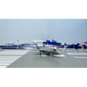 JASDF 日本航空自卫队 Lockheed Martin F-35 79-8705  558426-001 Herpa 1:200