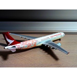 Cathay Dragon 国泰港龙航空 Airbus A330-300 B-HYB 香港回归20周年 AV4002 Aviation400 1:400