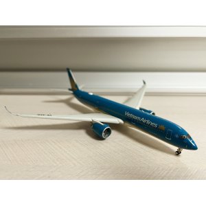 Vietnam Airlines 越南航空 Airbus A350-900 VN-A891  LH4053A JC Wings 1:400