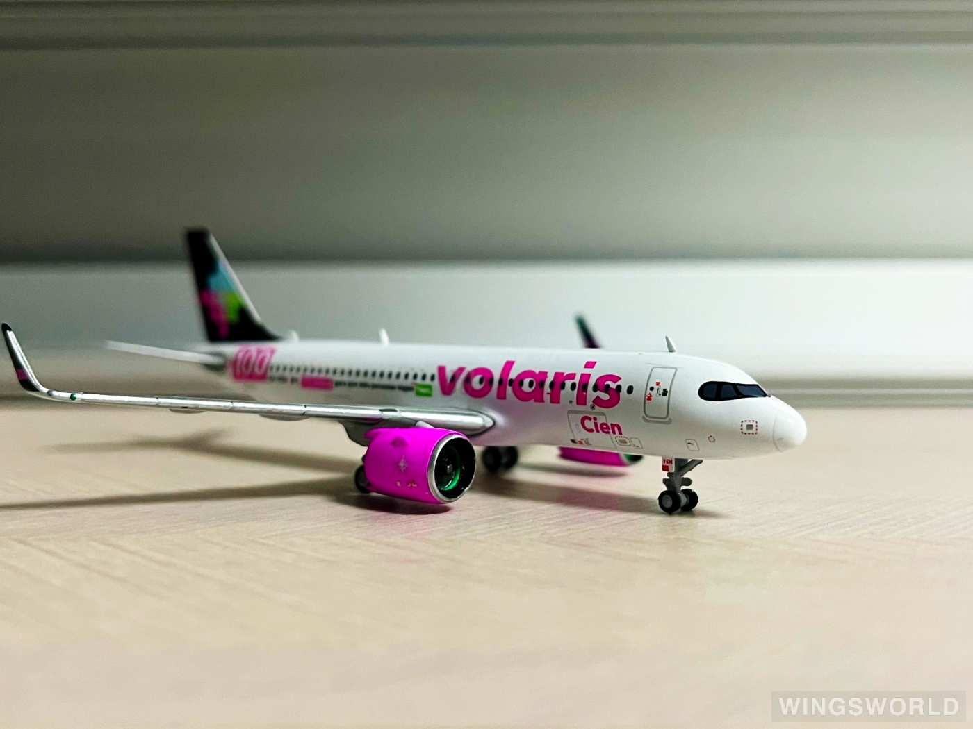 Geminijets 1:400 GJVOI2132 Volaris 沃拉里斯航空 Airbus A320neo XA-VSH